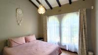 Bed Room 1 - 13 square meters of property in Farrarmere
