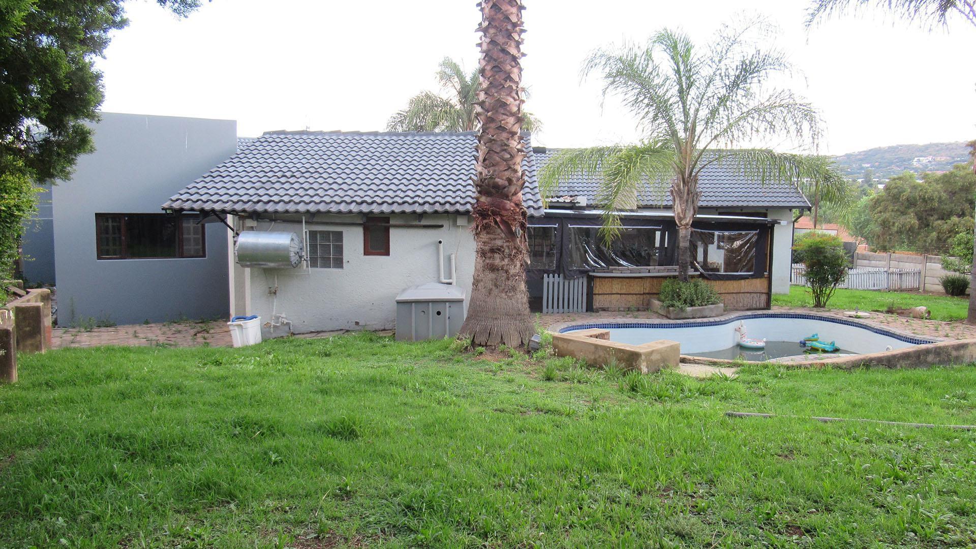 Backyard of property in Wilgeheuwel 