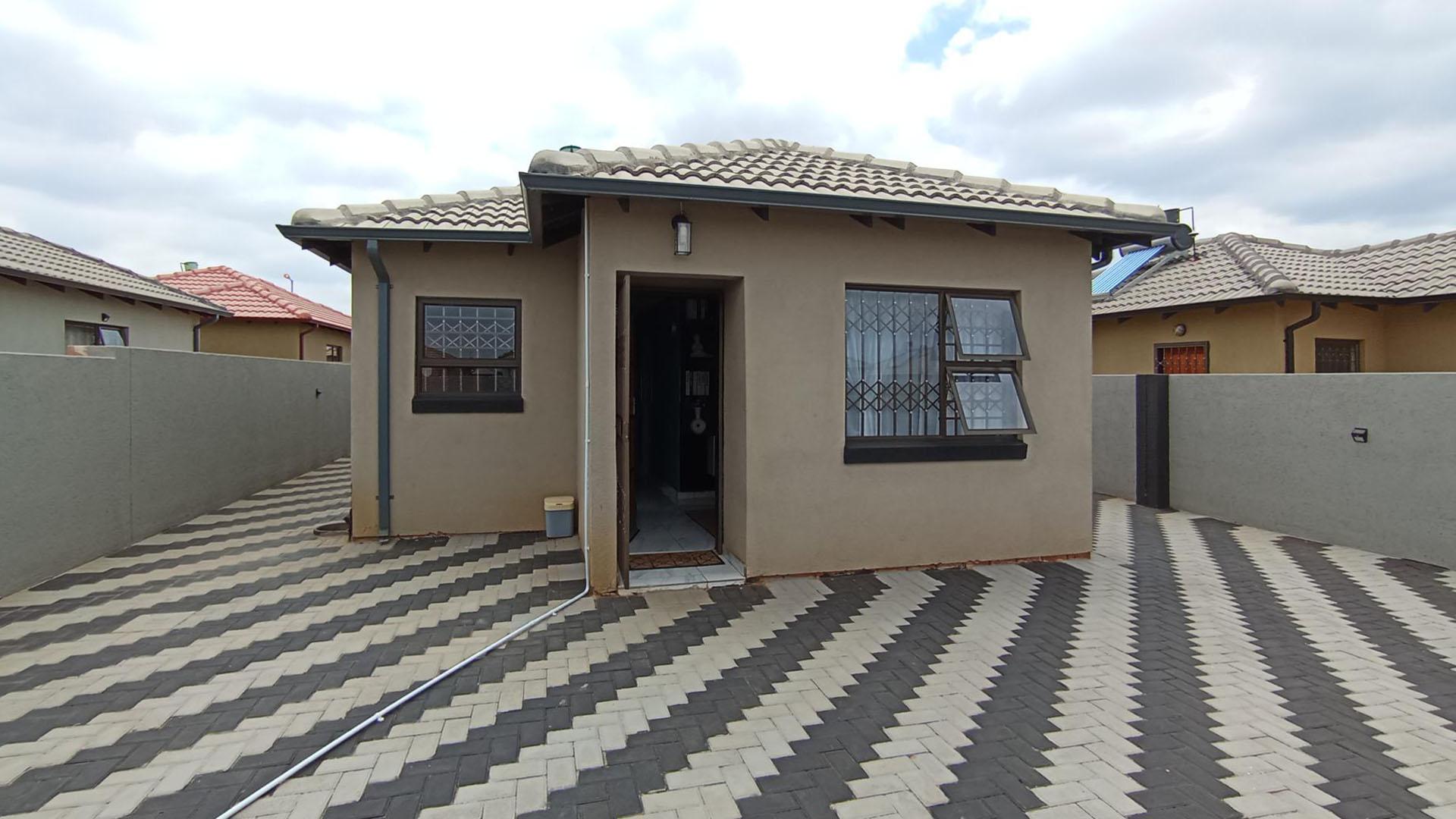 Front View of property in Soshanguve East