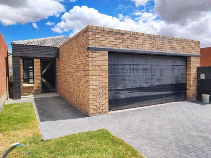 3 Bedroom Commercial for Sale For Sale in Kraaifontein - MR698091