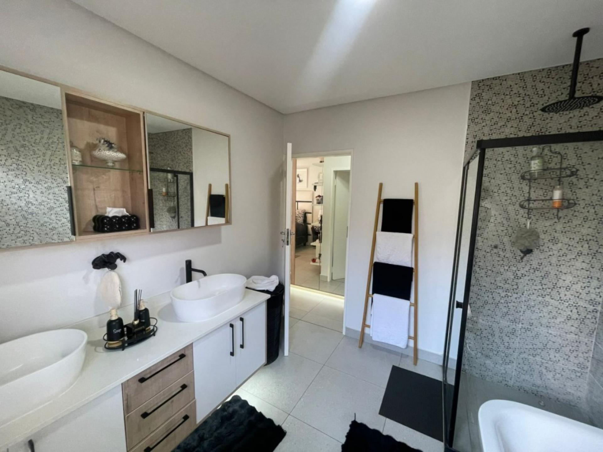  of property in Dayanglen