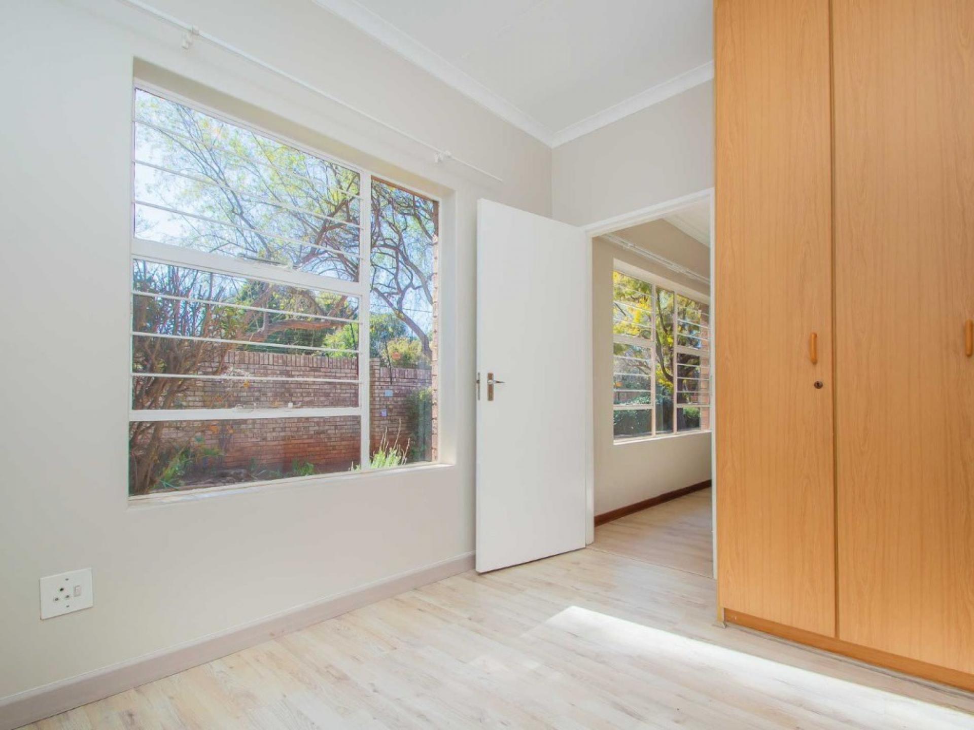  of property in Wilropark