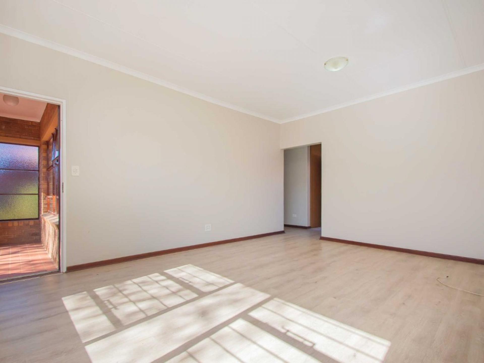  of property in Wilropark