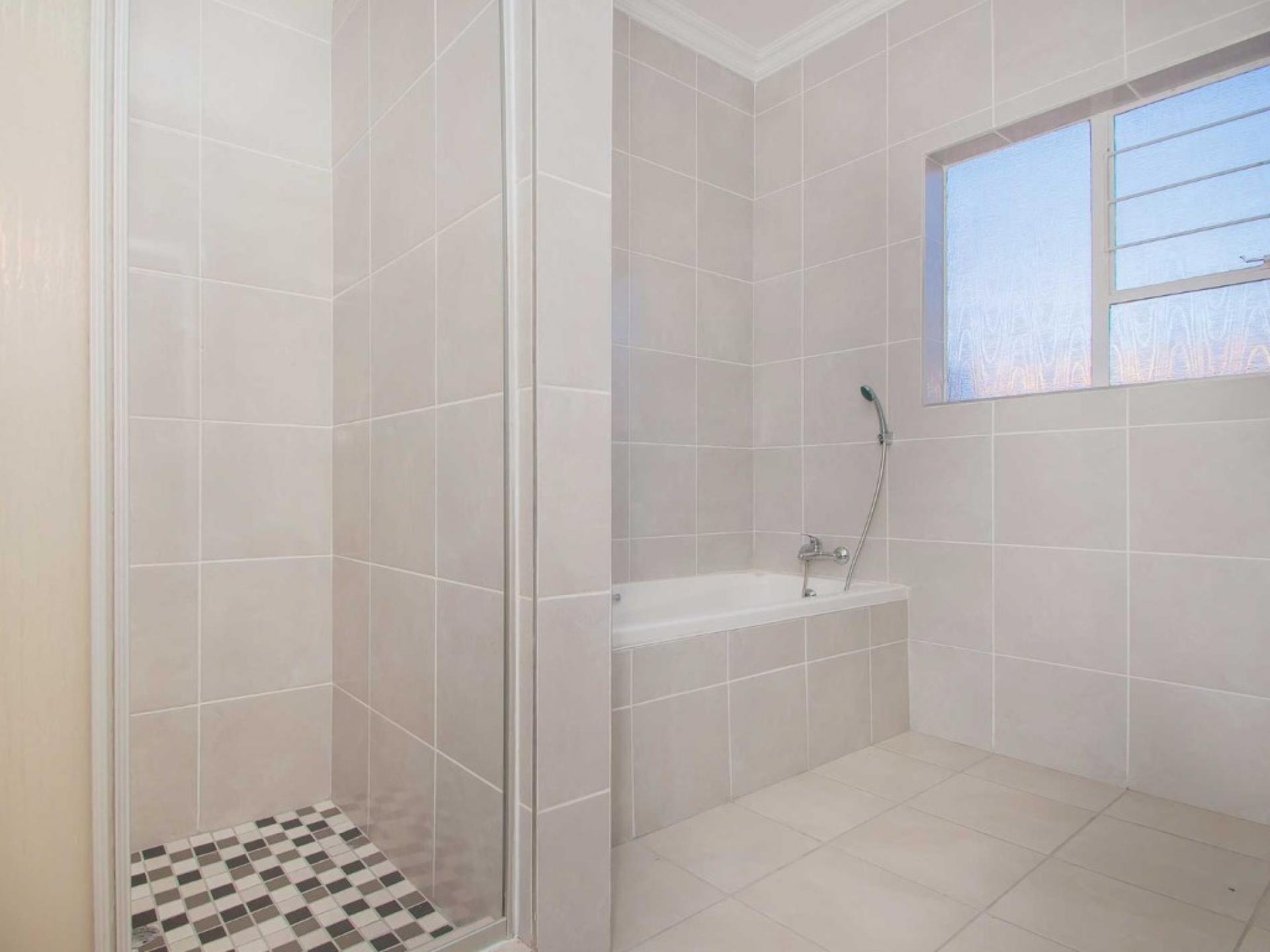  of property in Wilropark