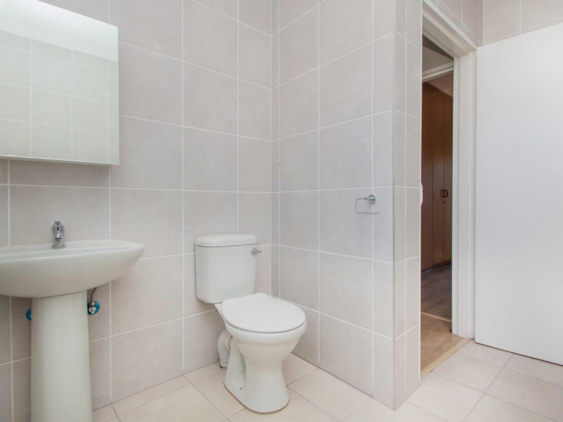  of property in Wilropark