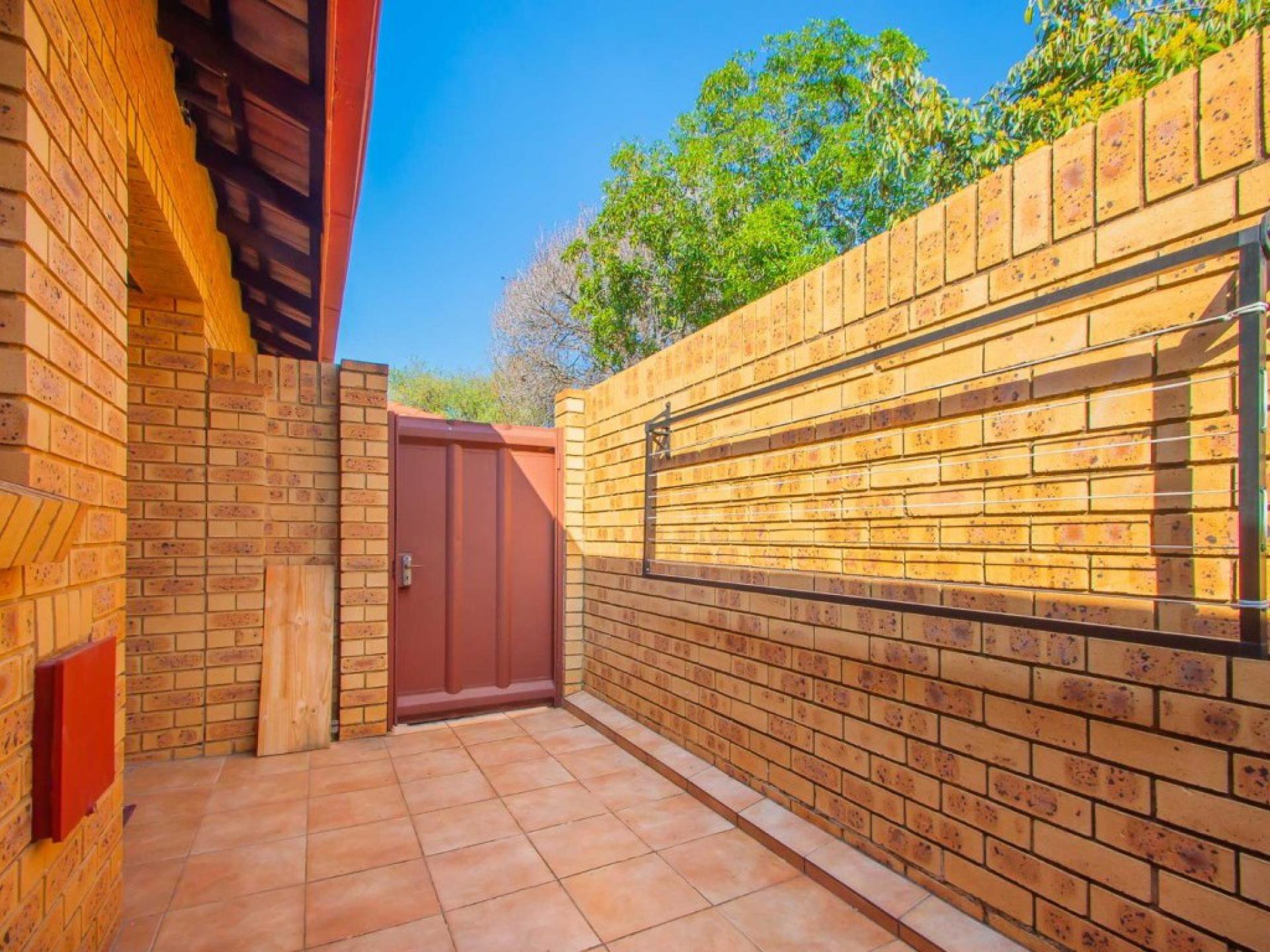  of property in Wilropark