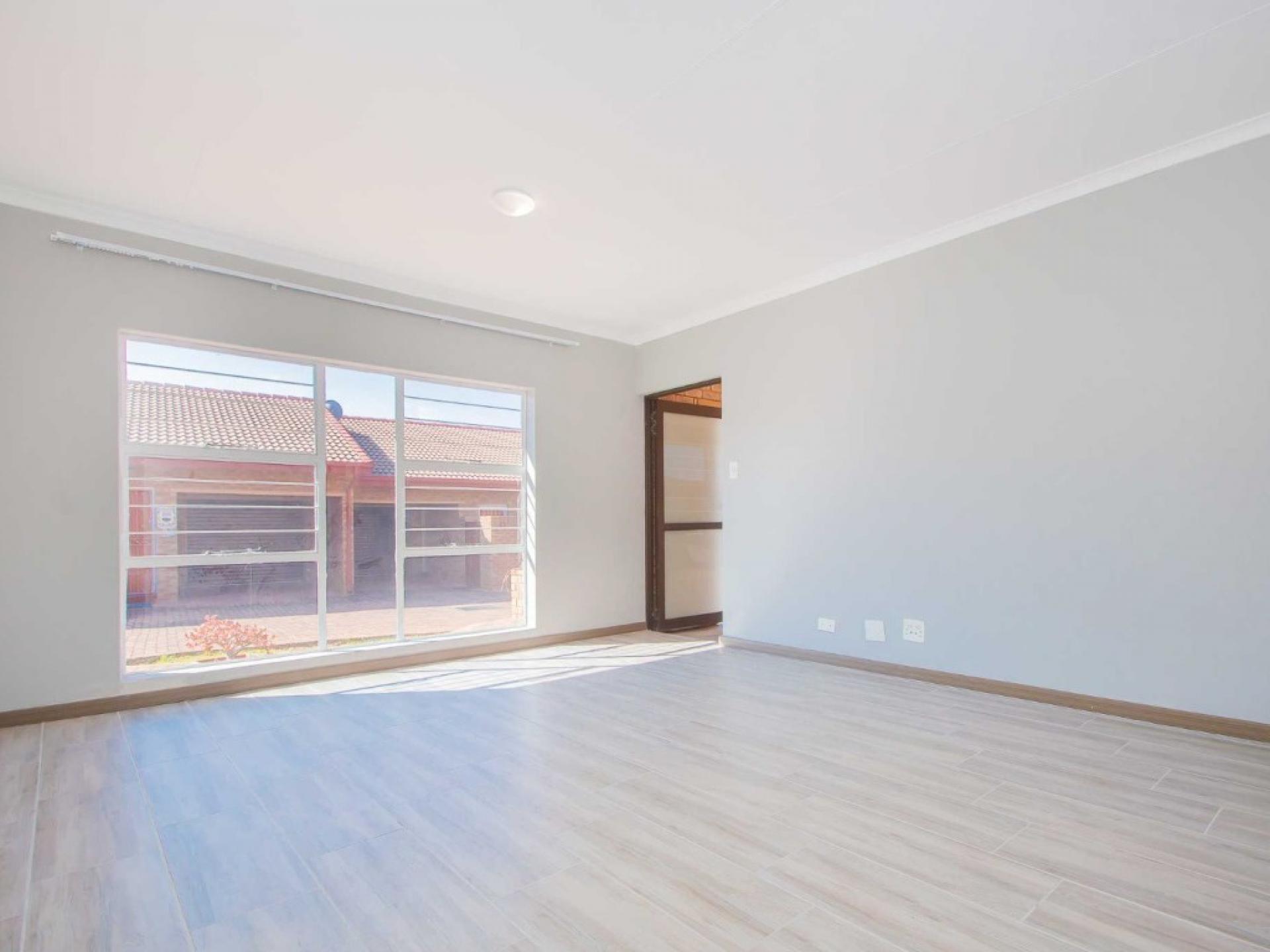  of property in Wilropark