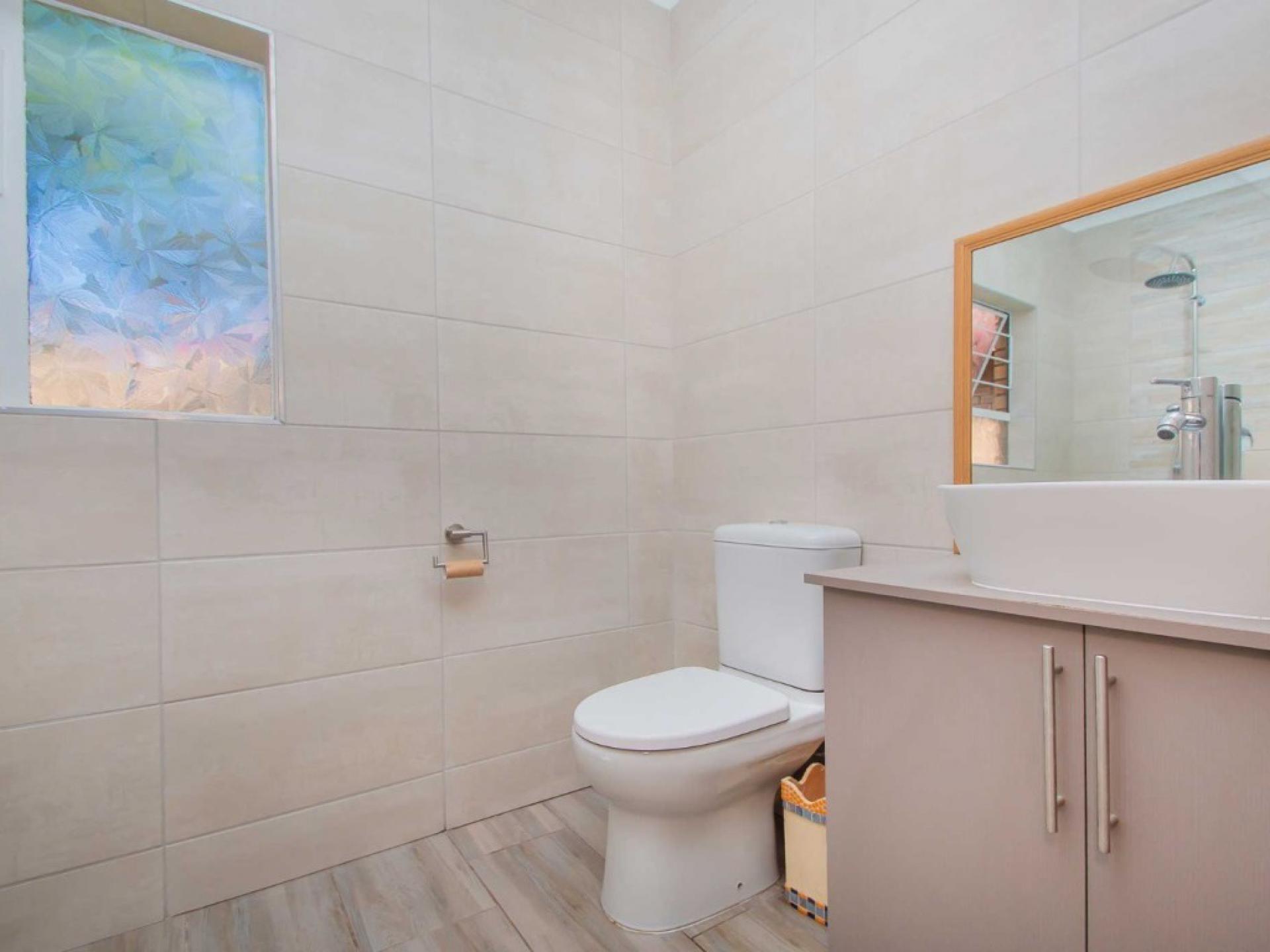  of property in Wilropark