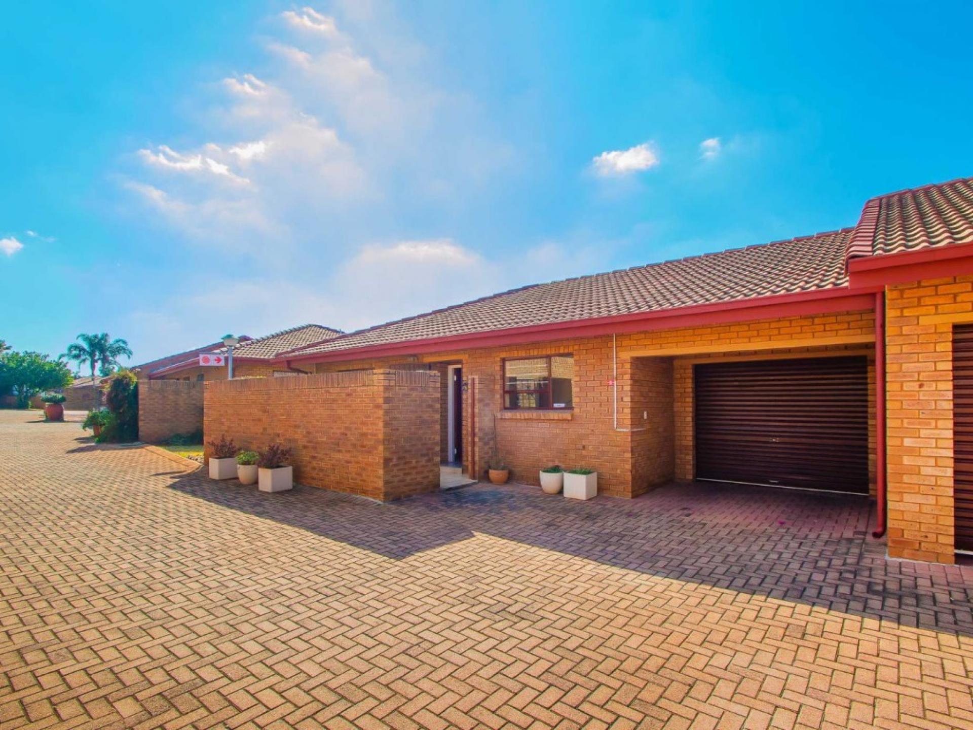  of property in Wilropark