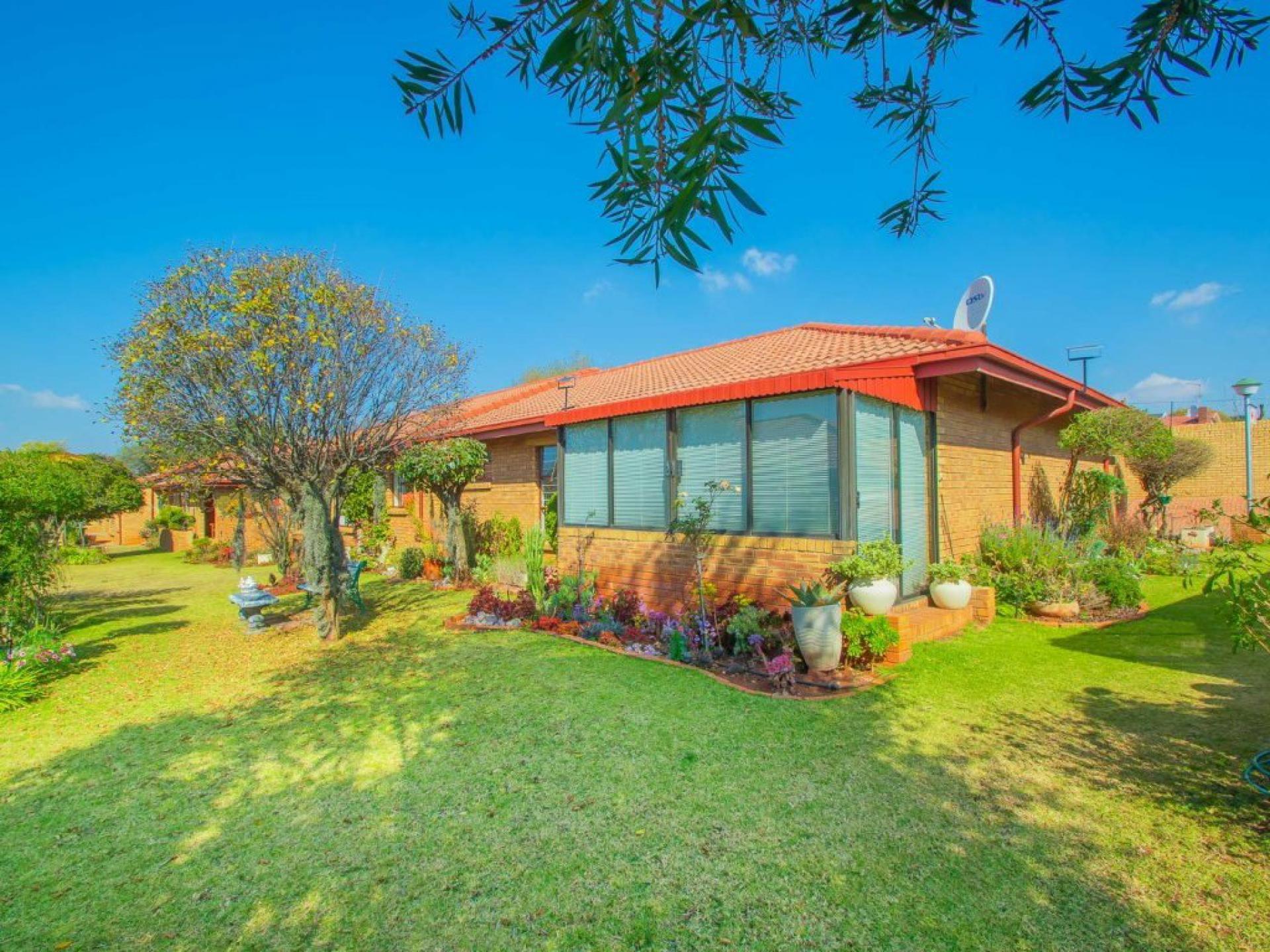  of property in Wilropark