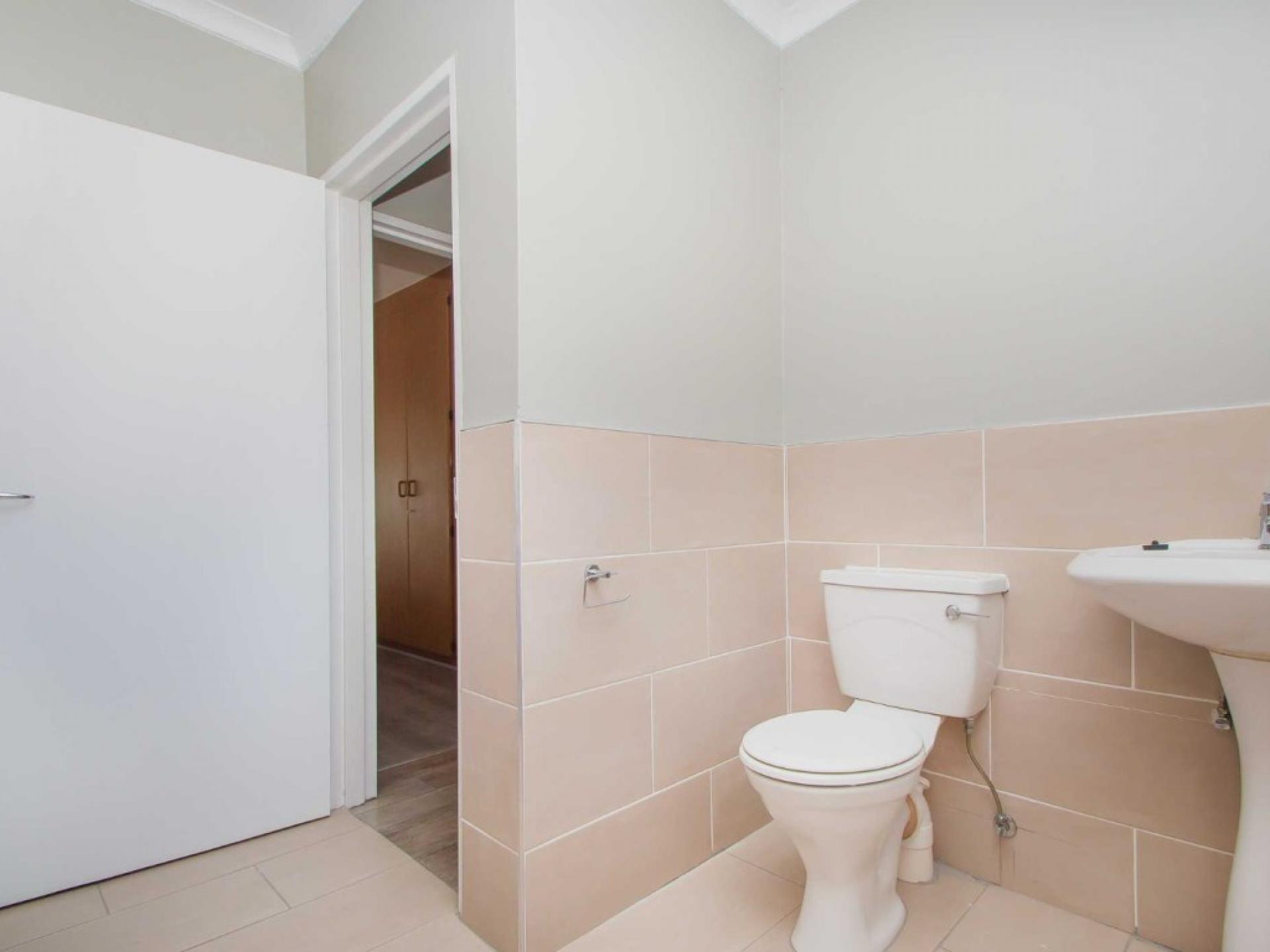  of property in Wilropark