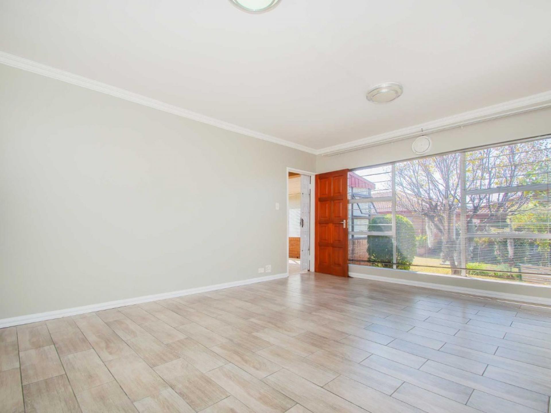  of property in Wilropark