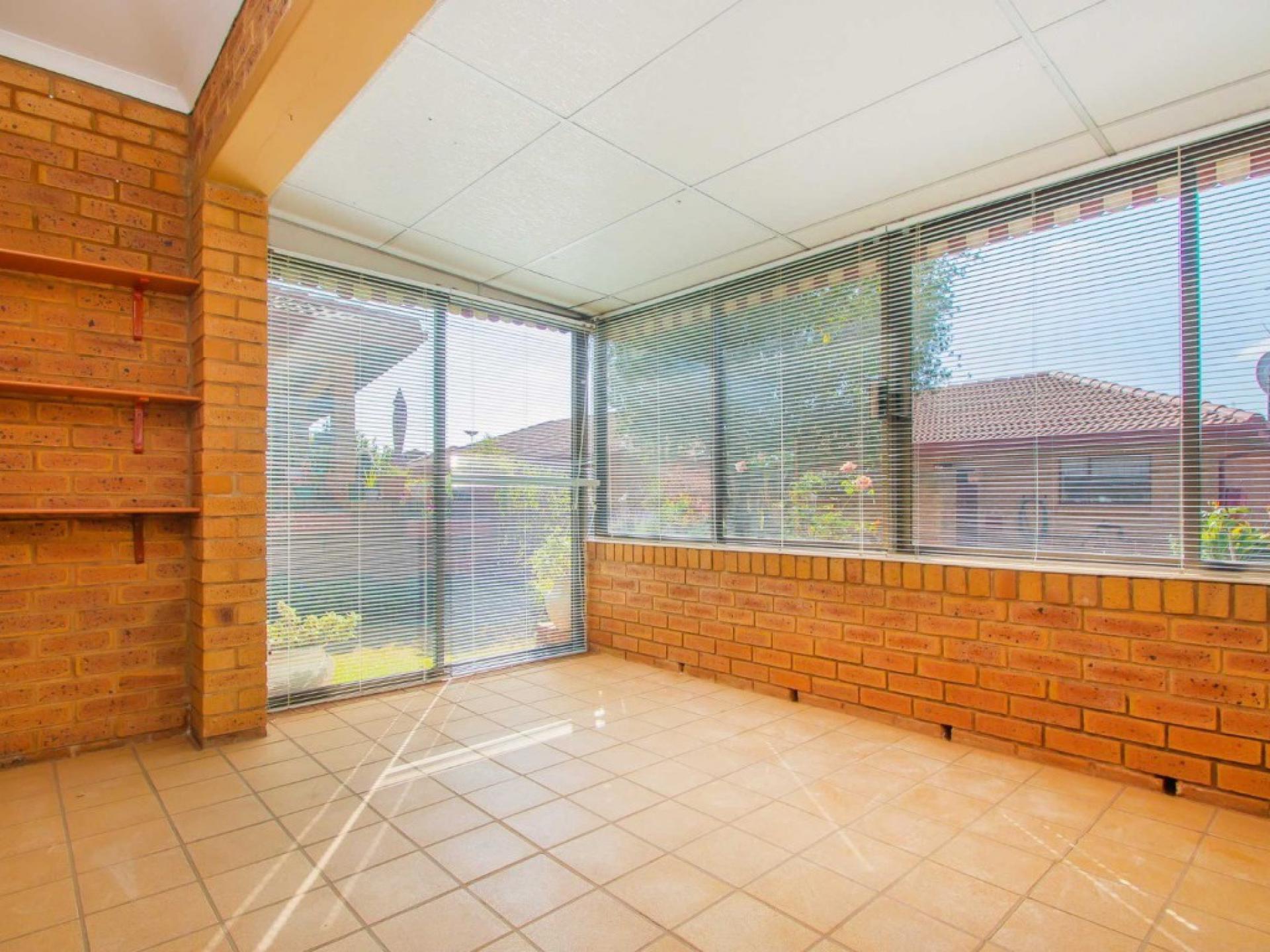  of property in Wilropark