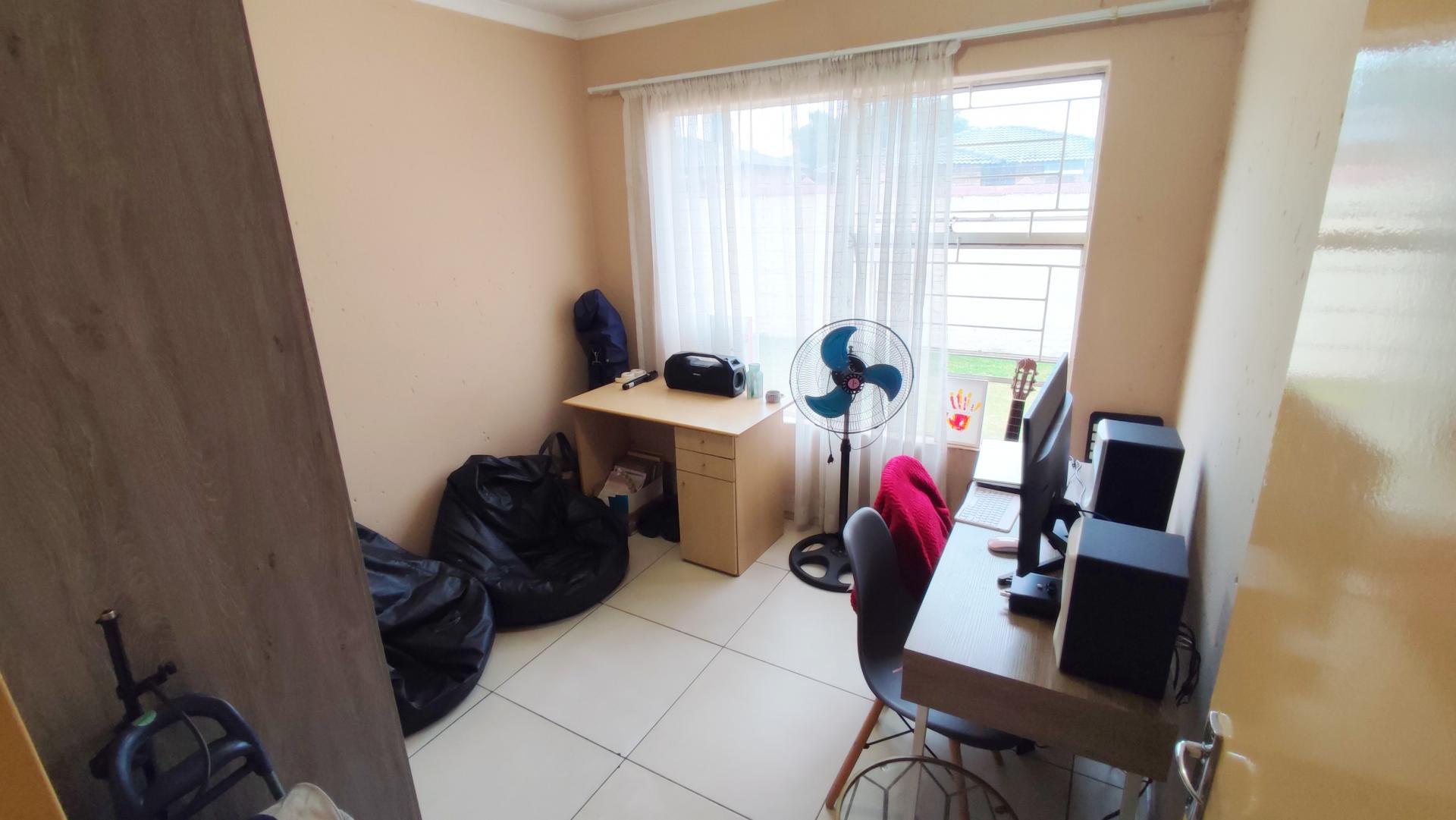  of property in Heuwelsig Estate