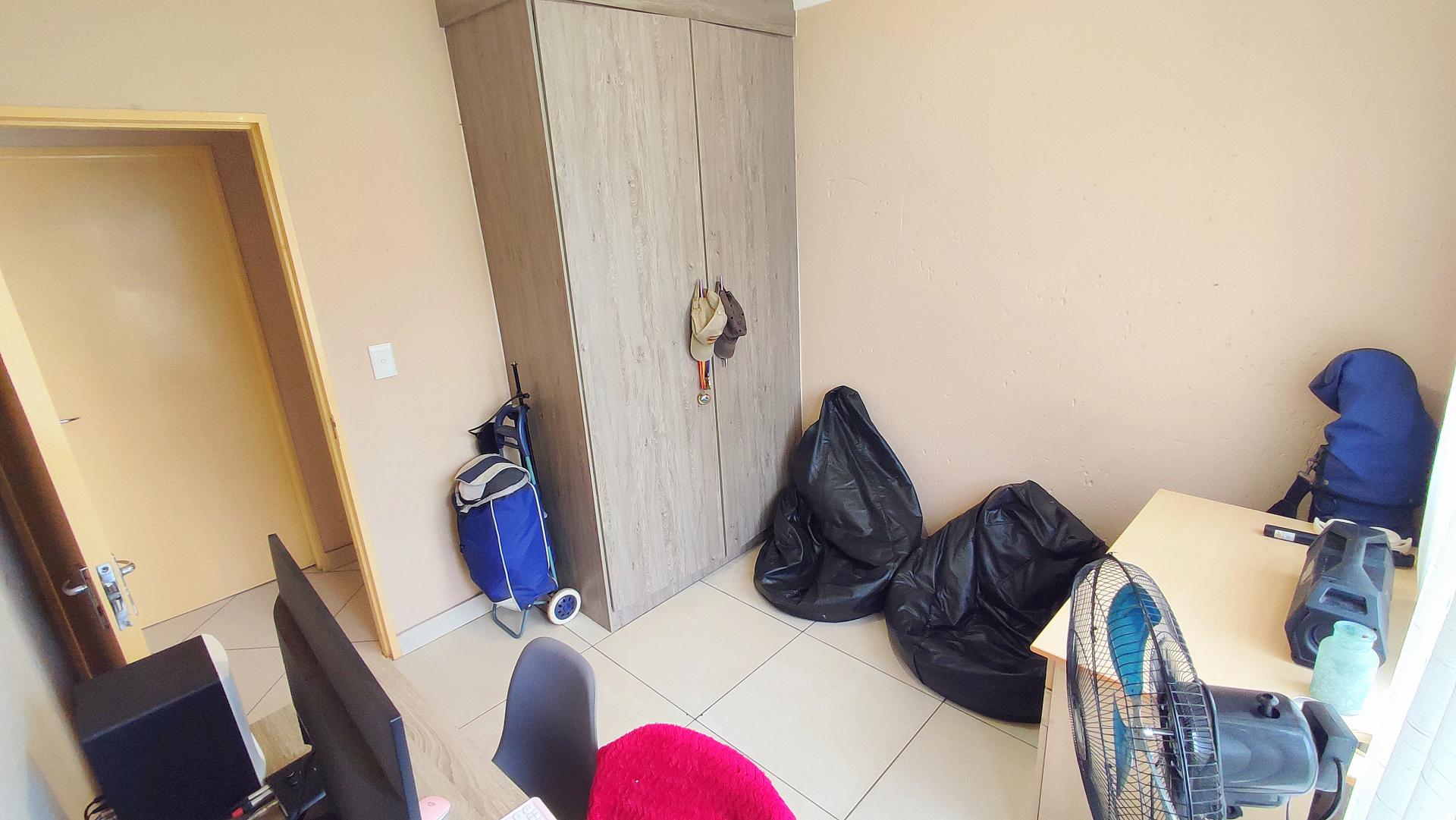  of property in Heuwelsig Estate