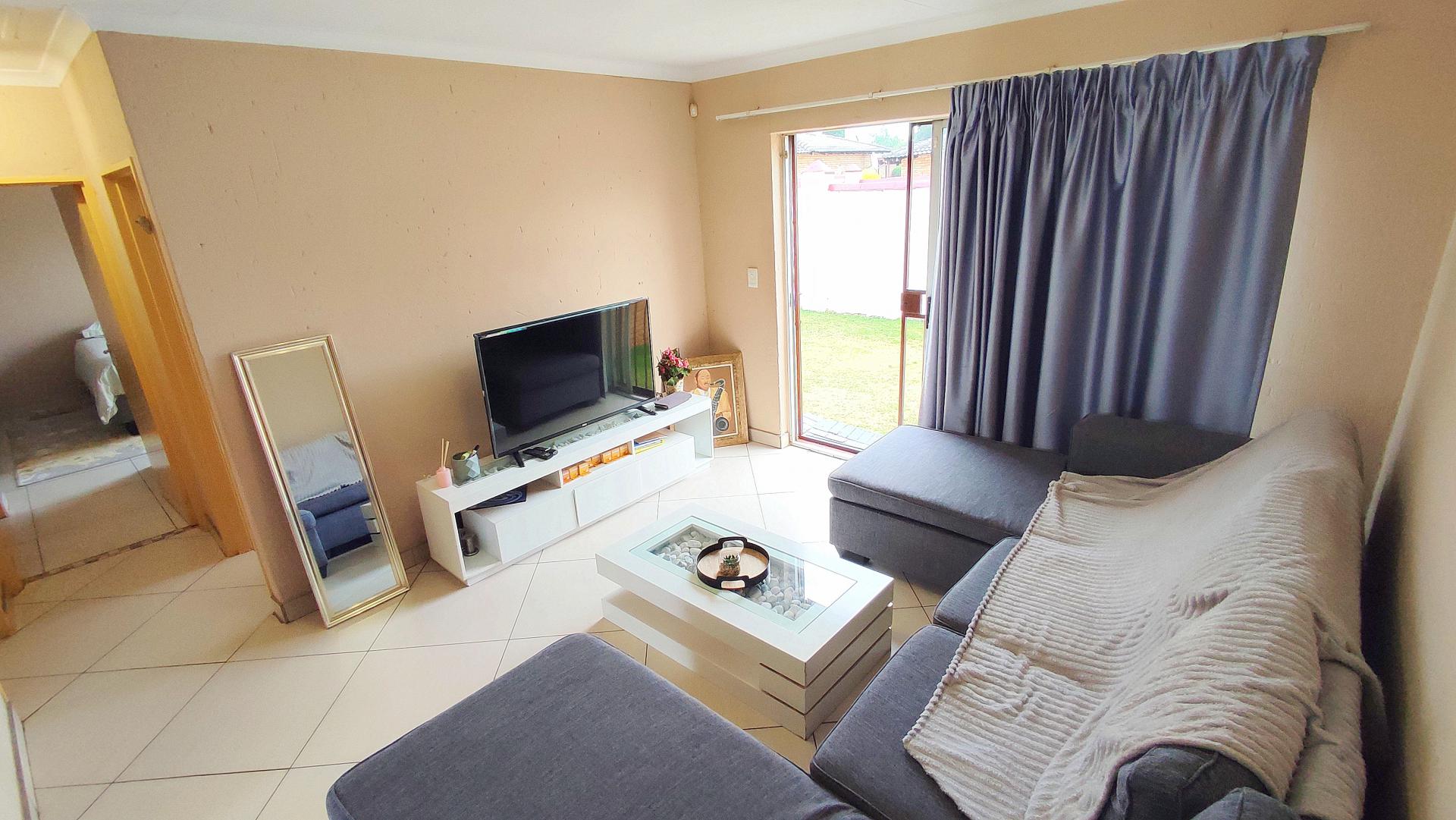  of property in Heuwelsig Estate