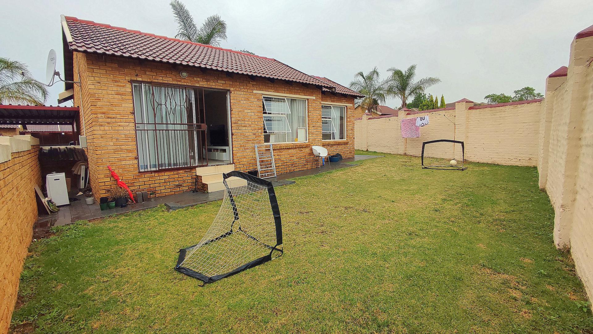  of property in Heuwelsig Estate