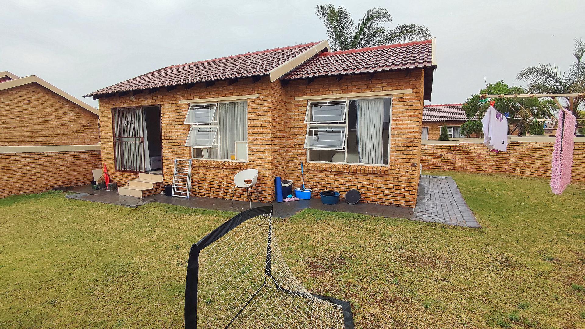  of property in Heuwelsig Estate