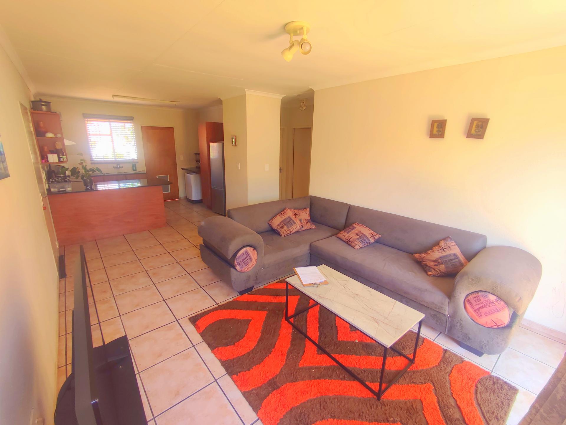  of property in Rooihuiskraal North