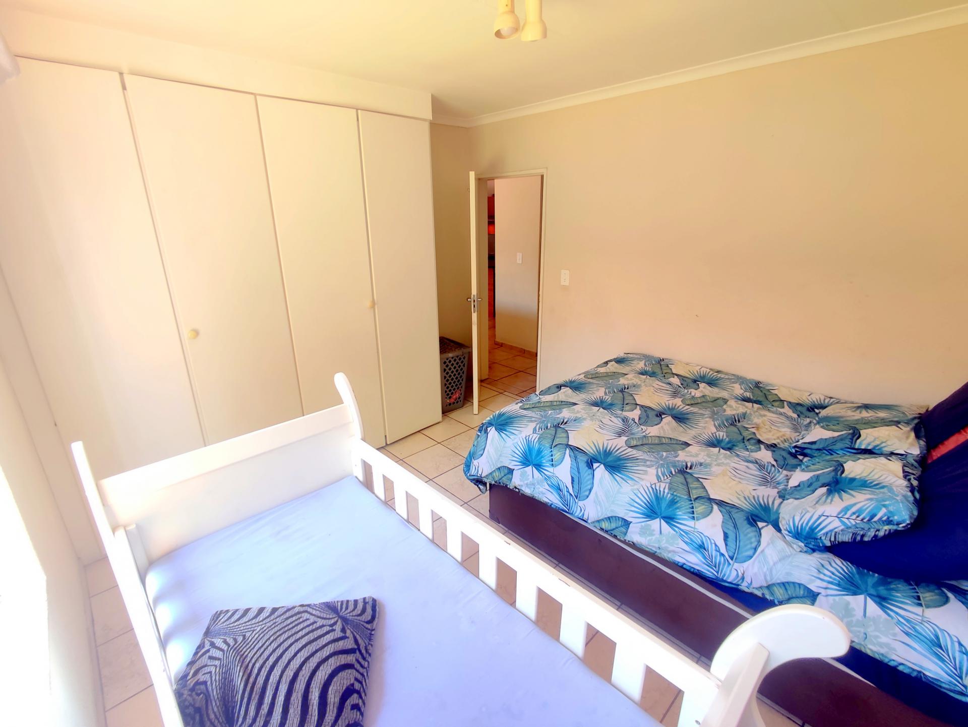  of property in Rooihuiskraal North