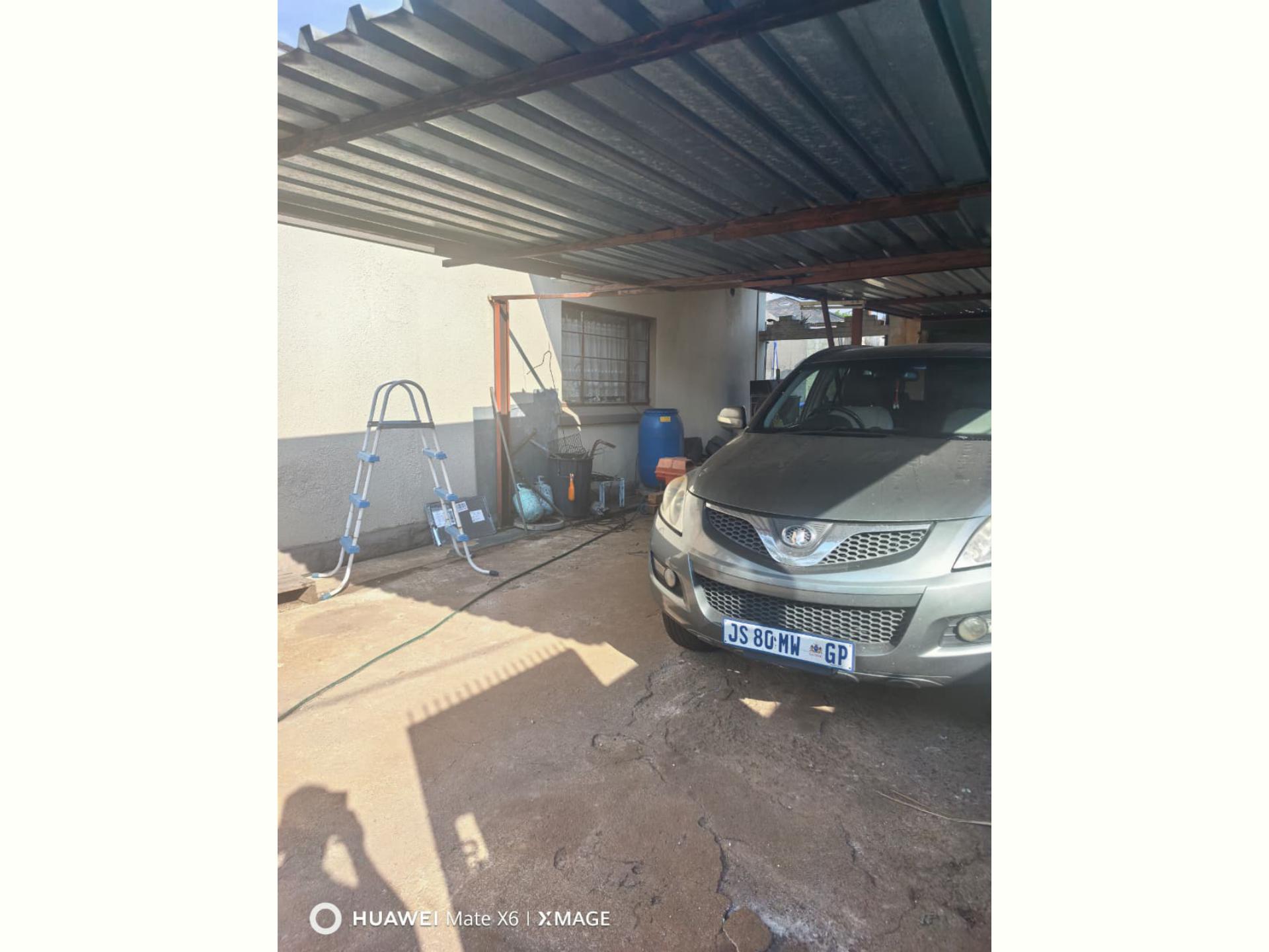  of property in Brakpan