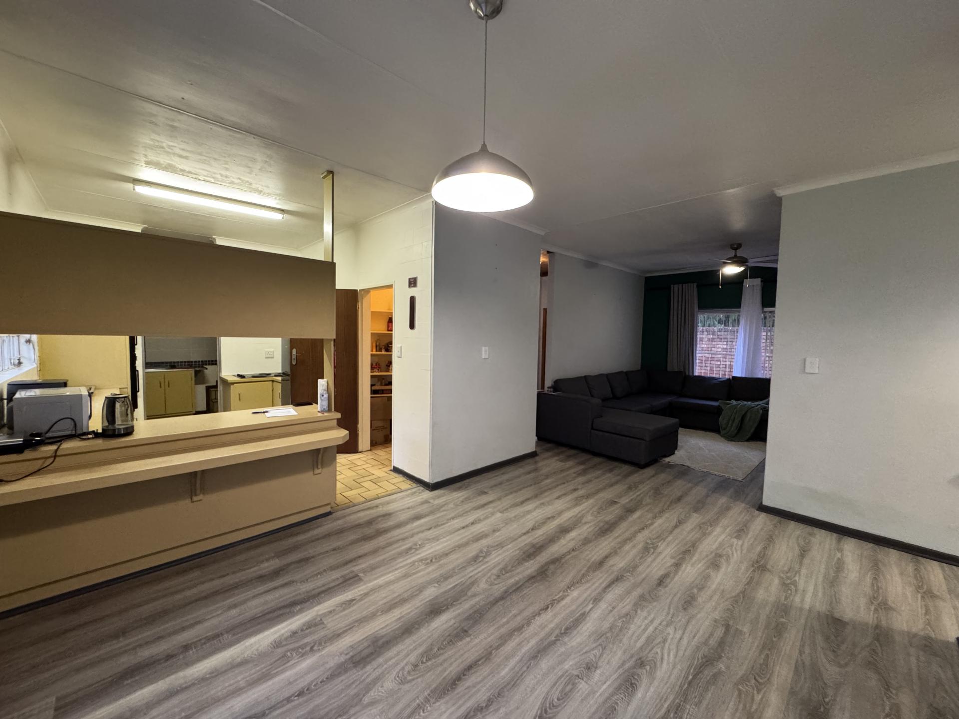 Dining Room of property in Pentagon Park 