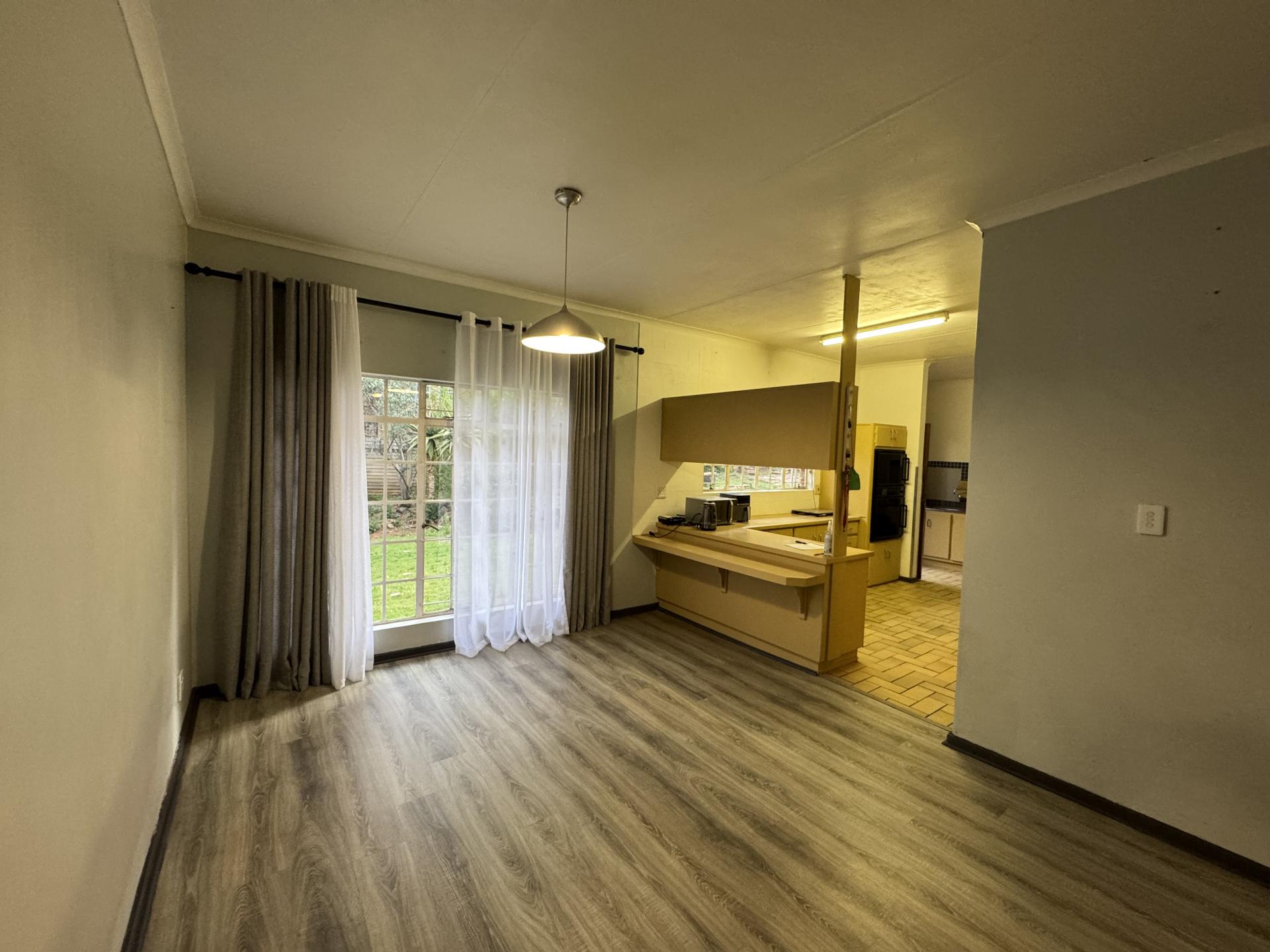Dining Room of property in Pentagon Park 