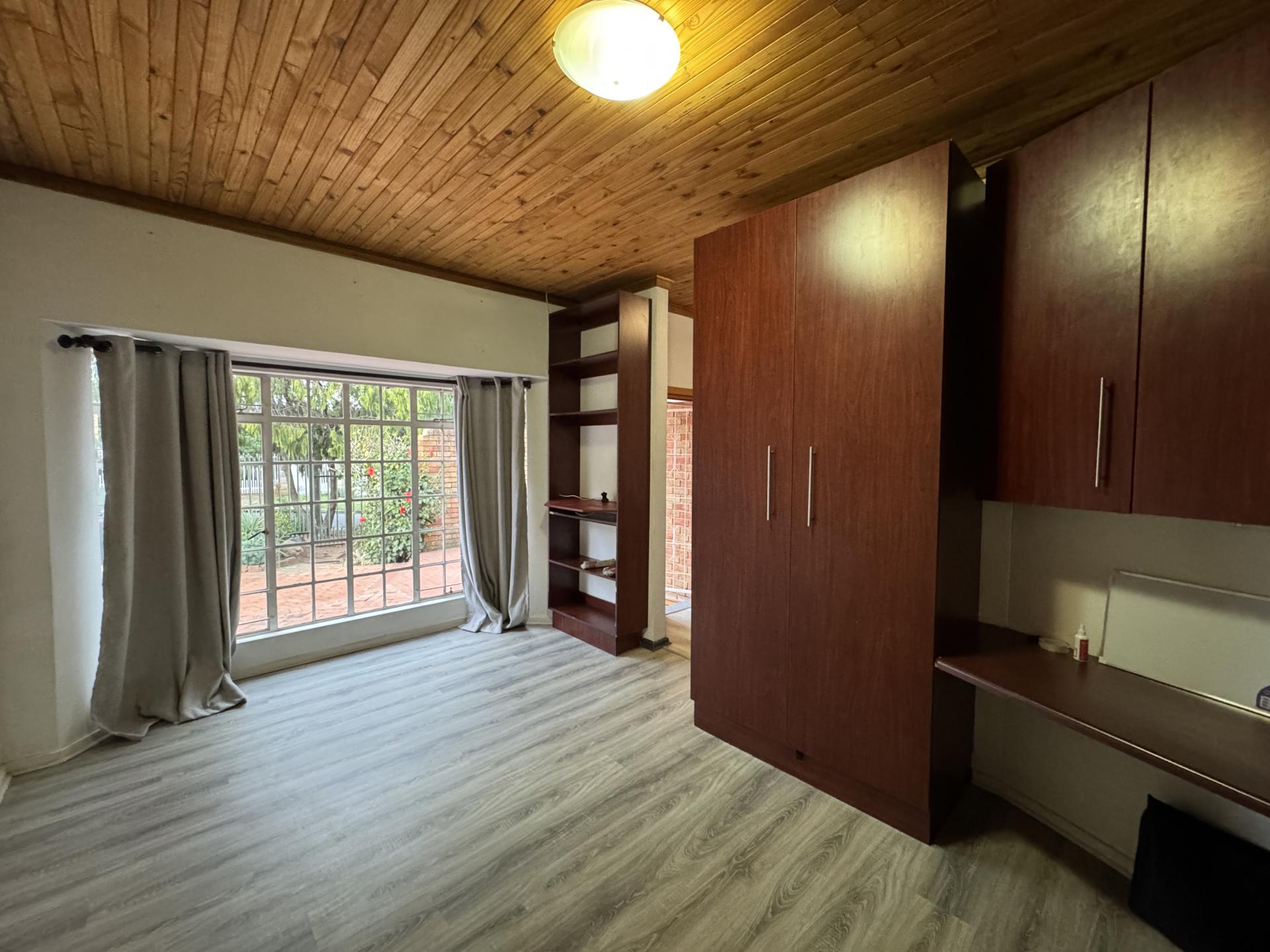 Study of property in Pentagon Park 