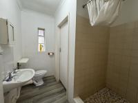 Bathroom 2 of property in Pentagon Park 