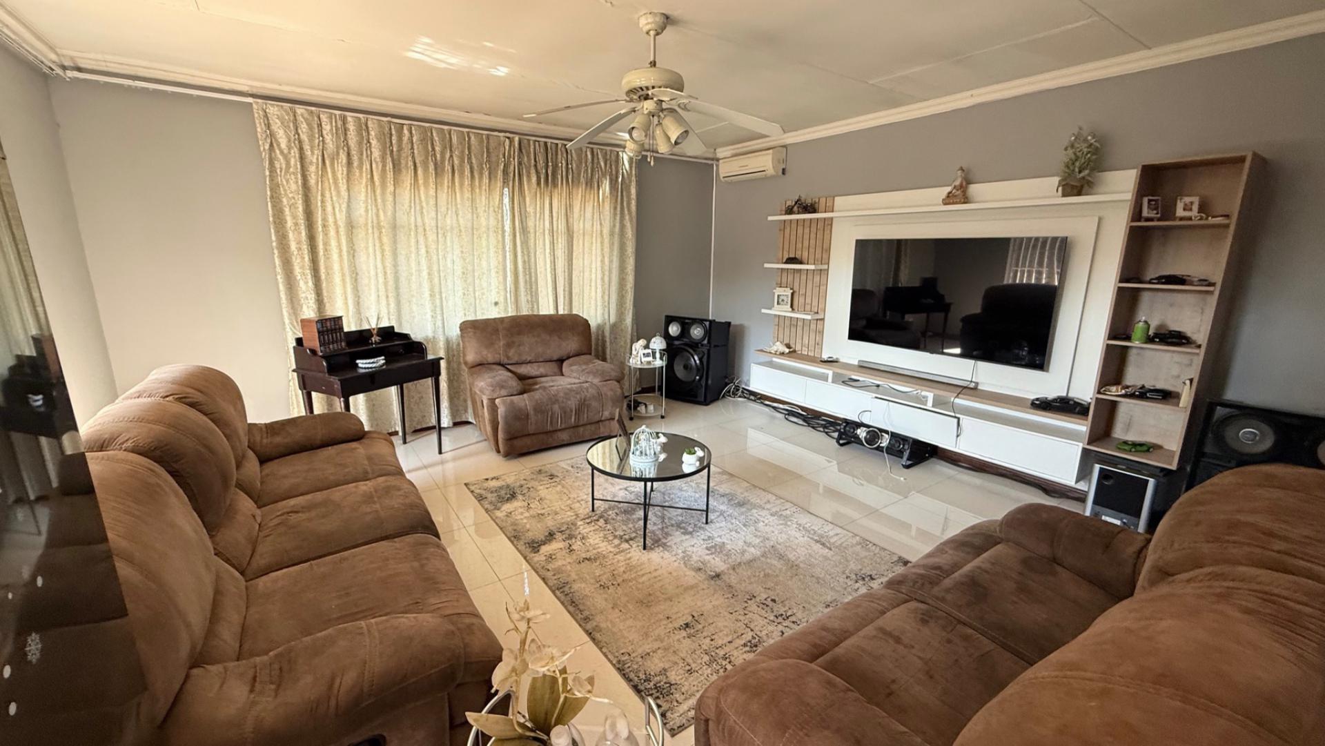  of property in Croydon