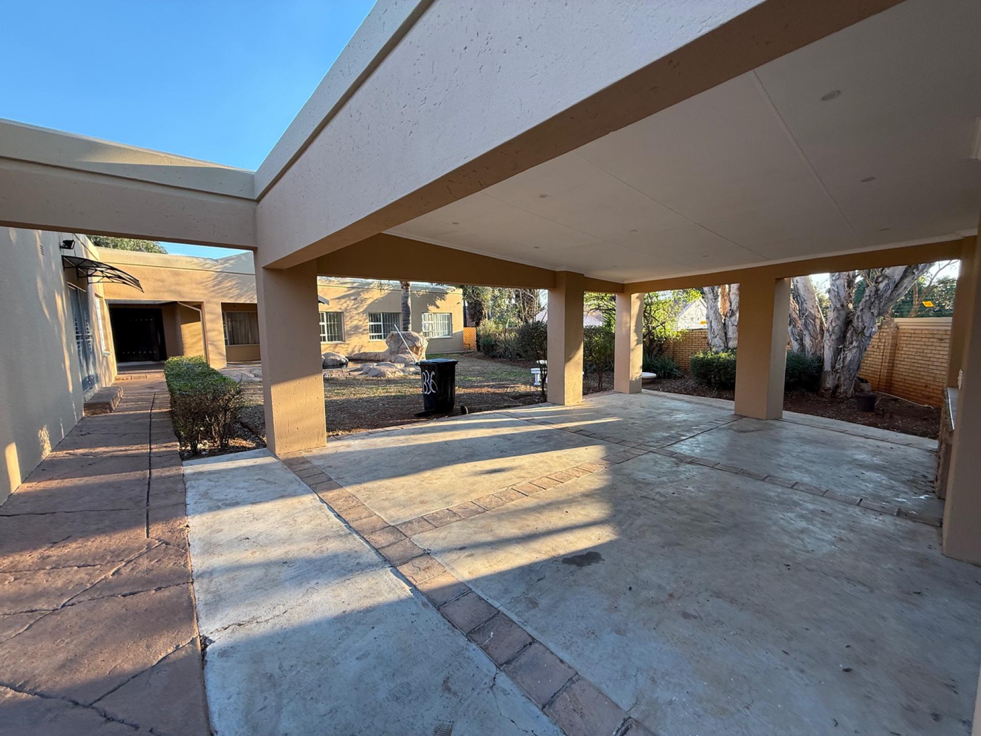  of property in Bergbron