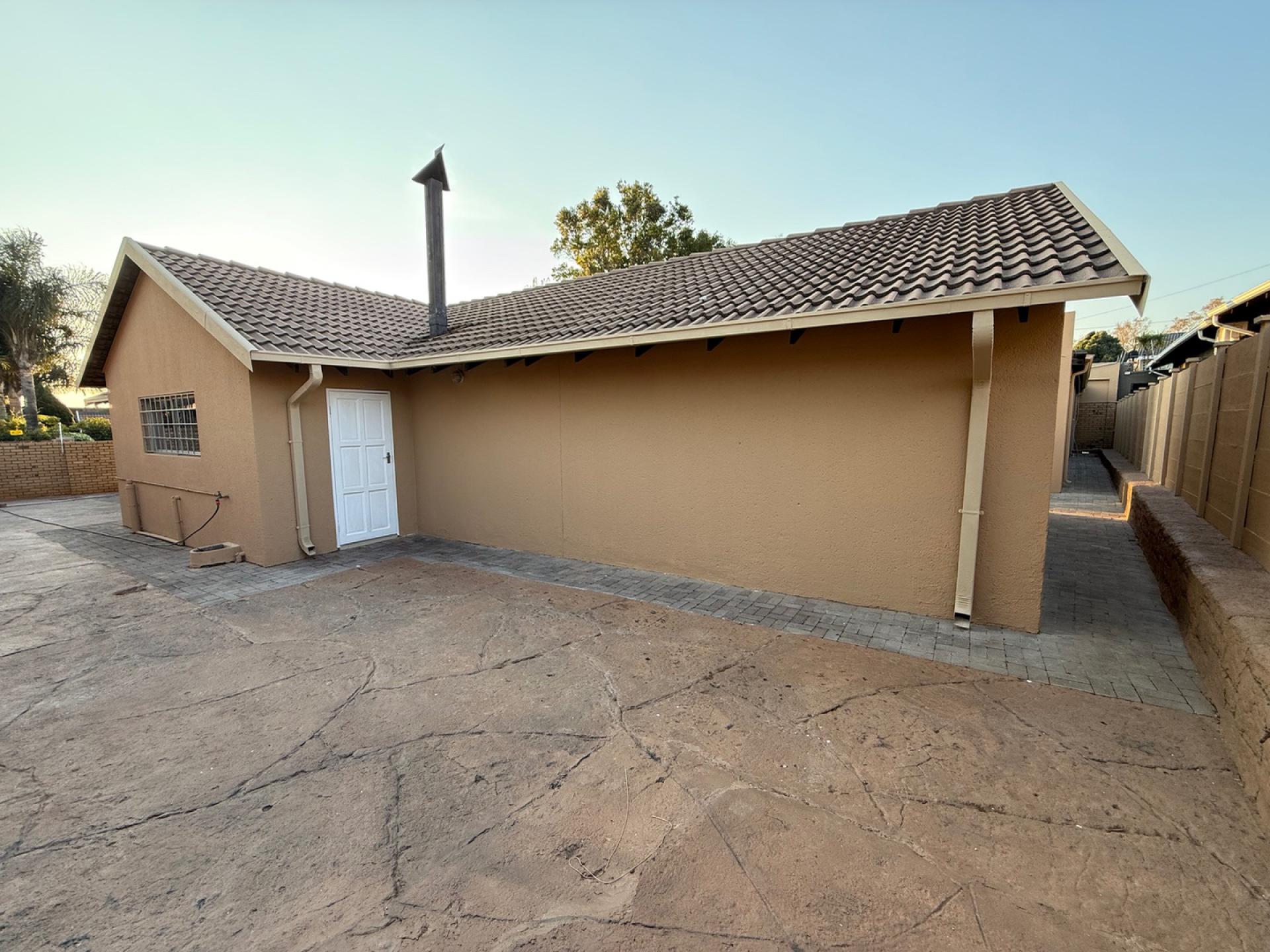  of property in Bergbron