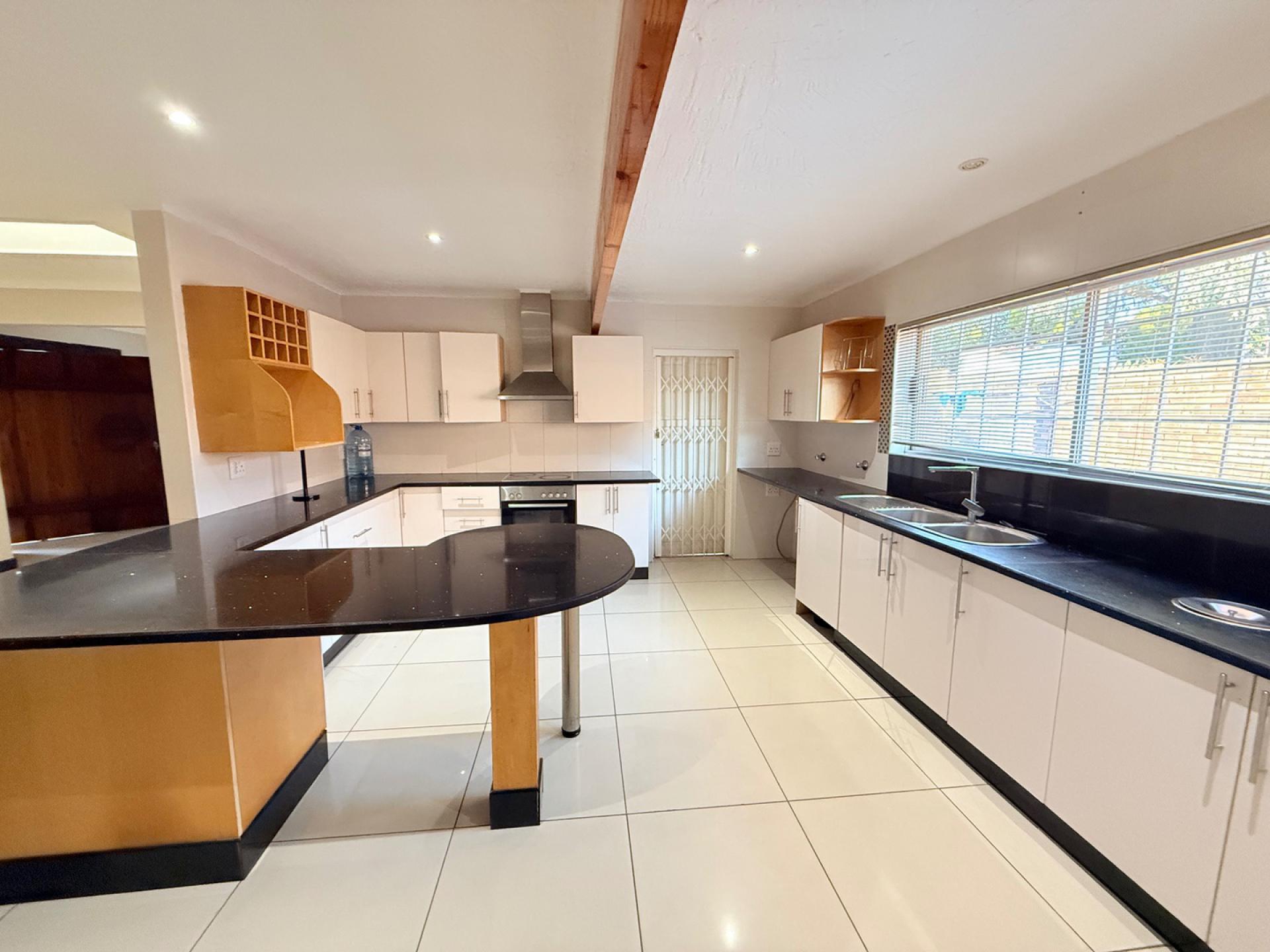  of property in Bergbron