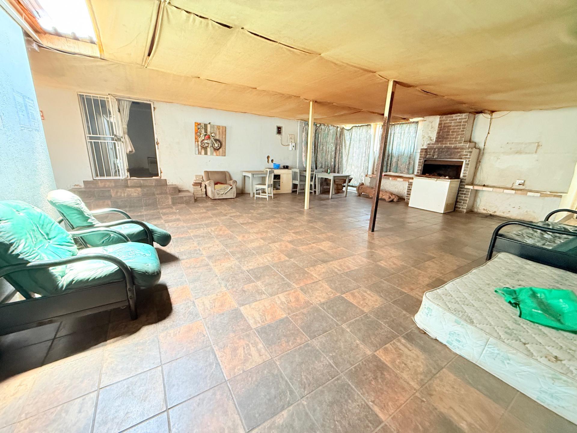  of property in Witpoortjie