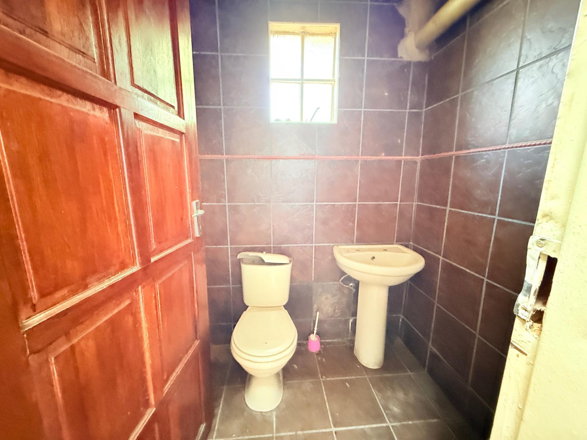  of property in Witpoortjie