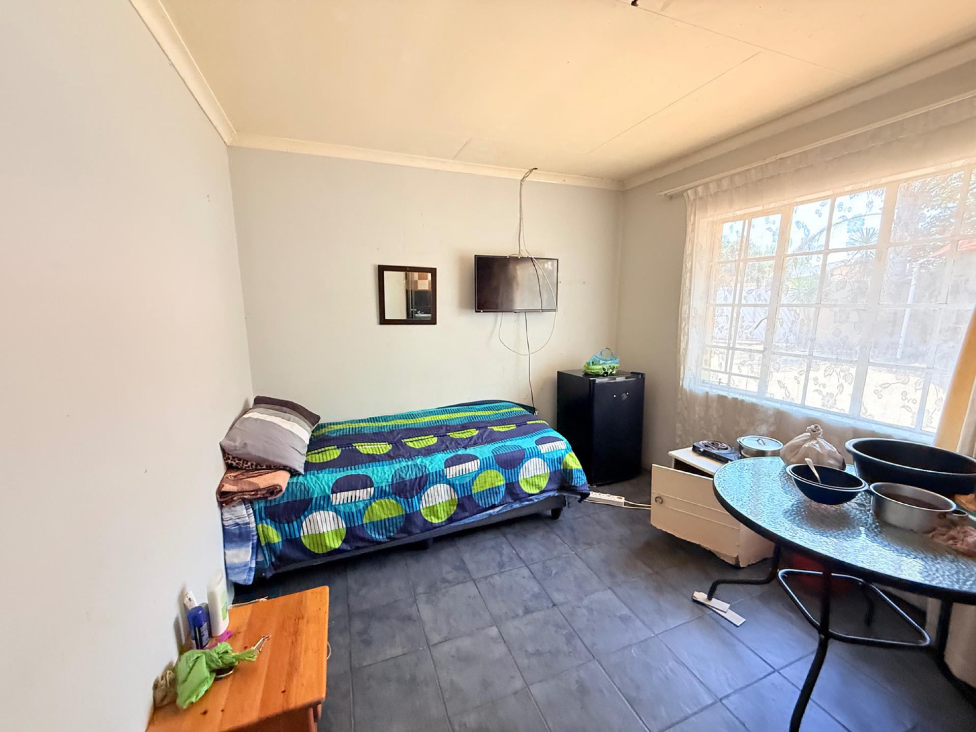  of property in Witpoortjie