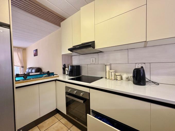 2 Bedroom Apartment for Sale For Sale in Florida - MR698167