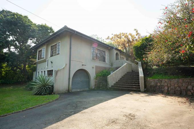 3 Bedroom House for Sale For Sale in Amanzimtoti  - MR698216