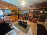 of property in Brackendowns  of property in Brackendowns