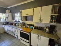 of property in Brackendowns  of property in Brackendowns