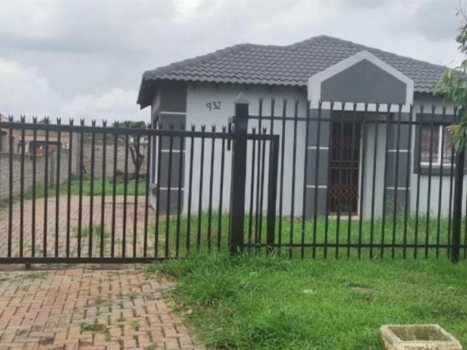 3 Bedroom House for Sale For Sale in Rosslyn - MR698244