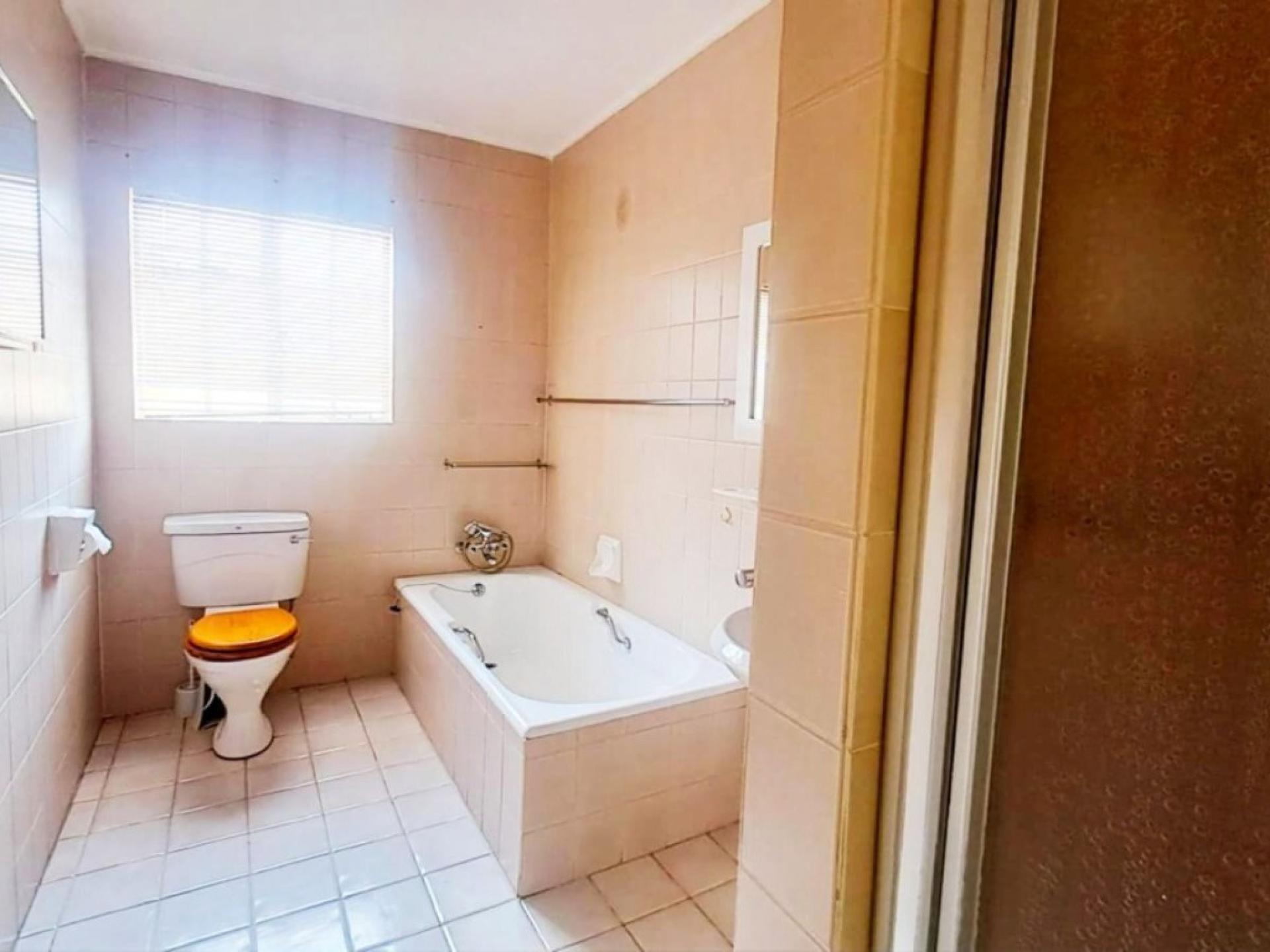  of property in Wilropark