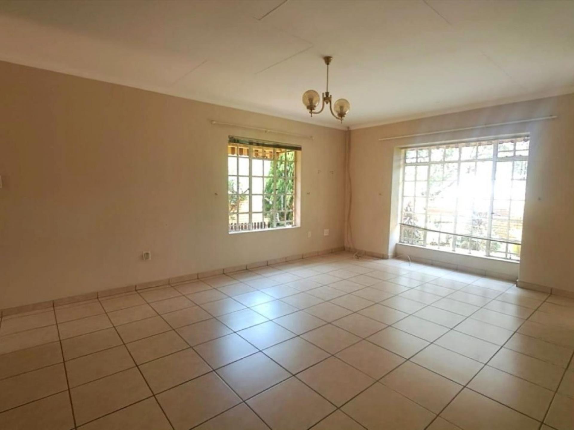  of property in Wilropark