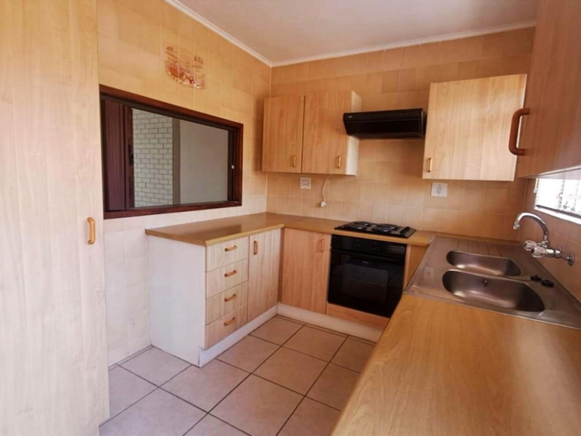  of property in Wilropark