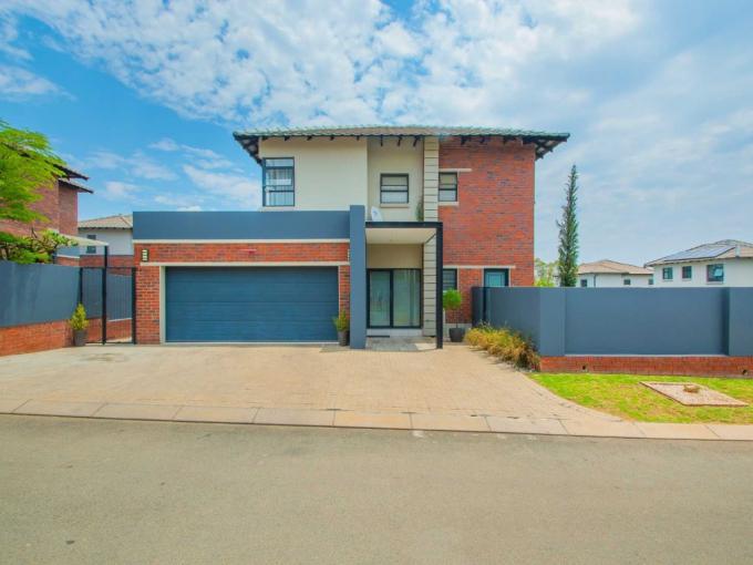 3 Bedroom House for Sale For Sale in Honeydew Manor - MR698249