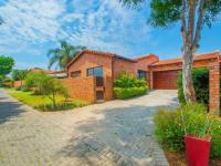 3 Bedroom 2 Bathroom House for Sale for sale in Honeydew Manor