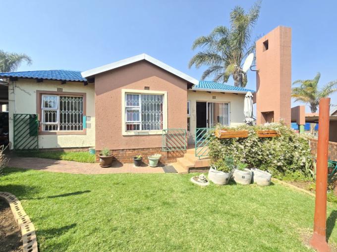 3 Bedroom Simplex for Sale For Sale in Winchester Hills - MR698257