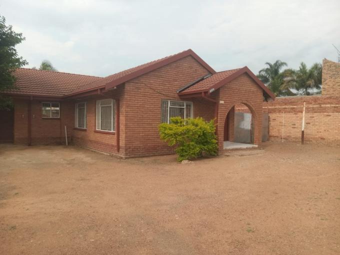 3 Bedroom House to Rent in Nirvana - Property to rent - MR698260