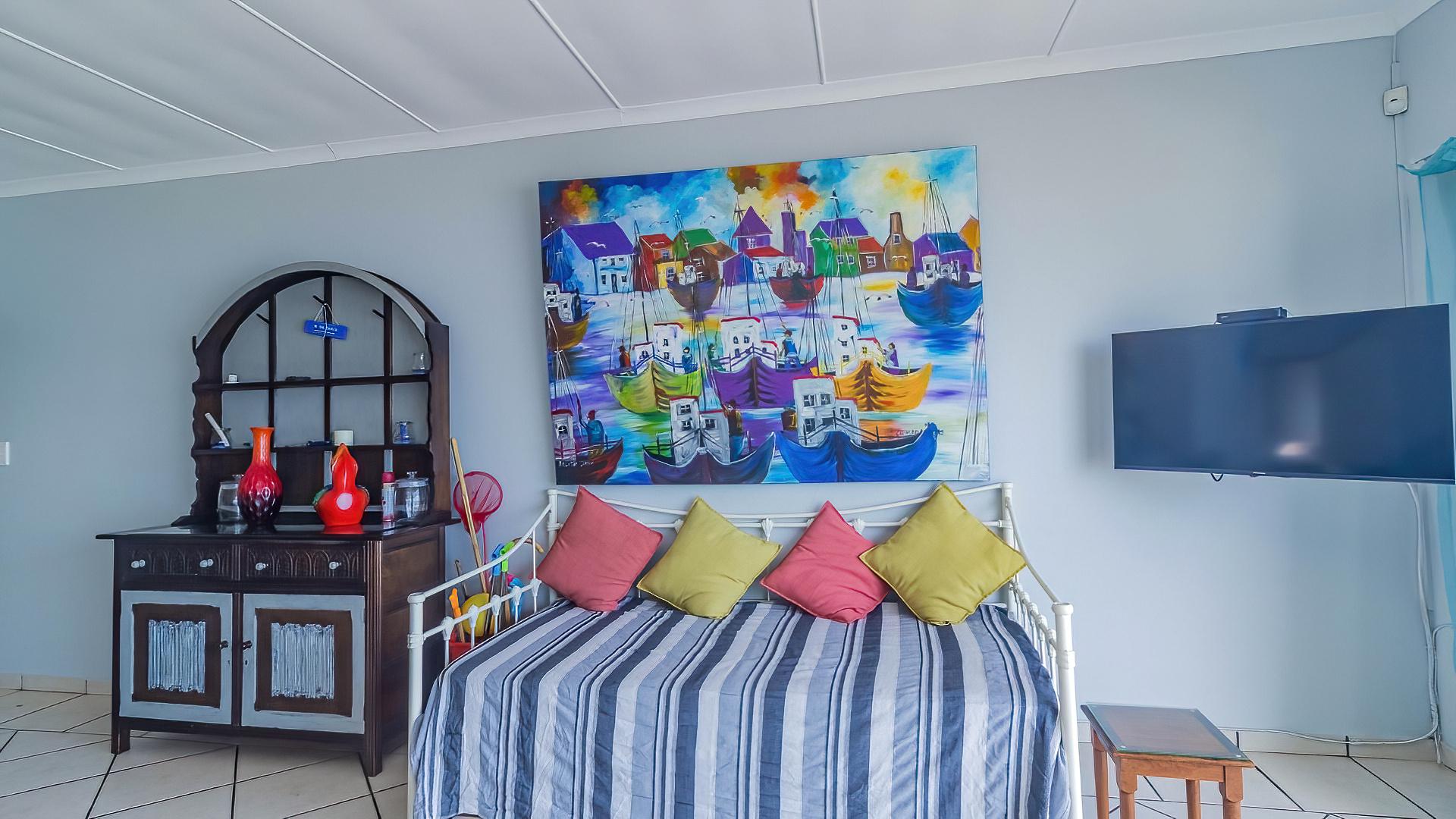  of property in Manaba Beach