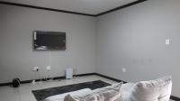 Lounges - 26 square meters of property in Kengies